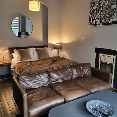Elegant Studio In Central Hove - 5 Min Walk To Beach - 10 Min To Brighton ภายนอก รูปภาพ